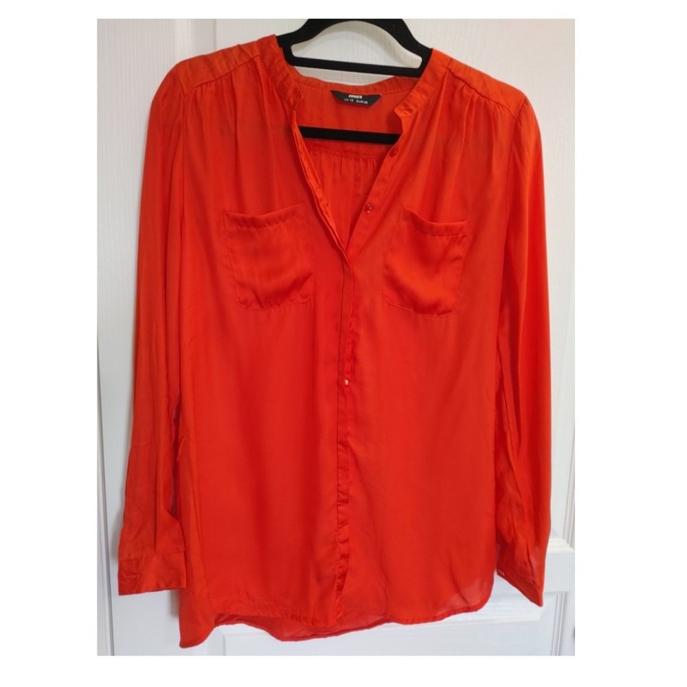 MAX GLOSSY BUTTON DOWN BRIGHT ORANGE SHIRT (US 8)